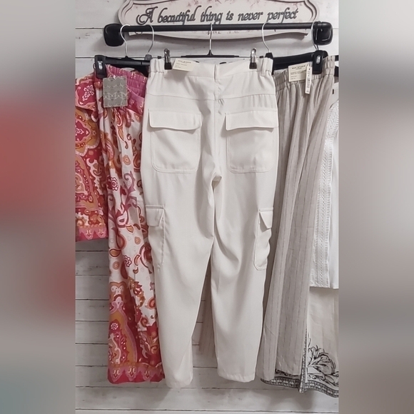 NWT Max Studio Cargo Trousers size Small - Picture 3 of 13
